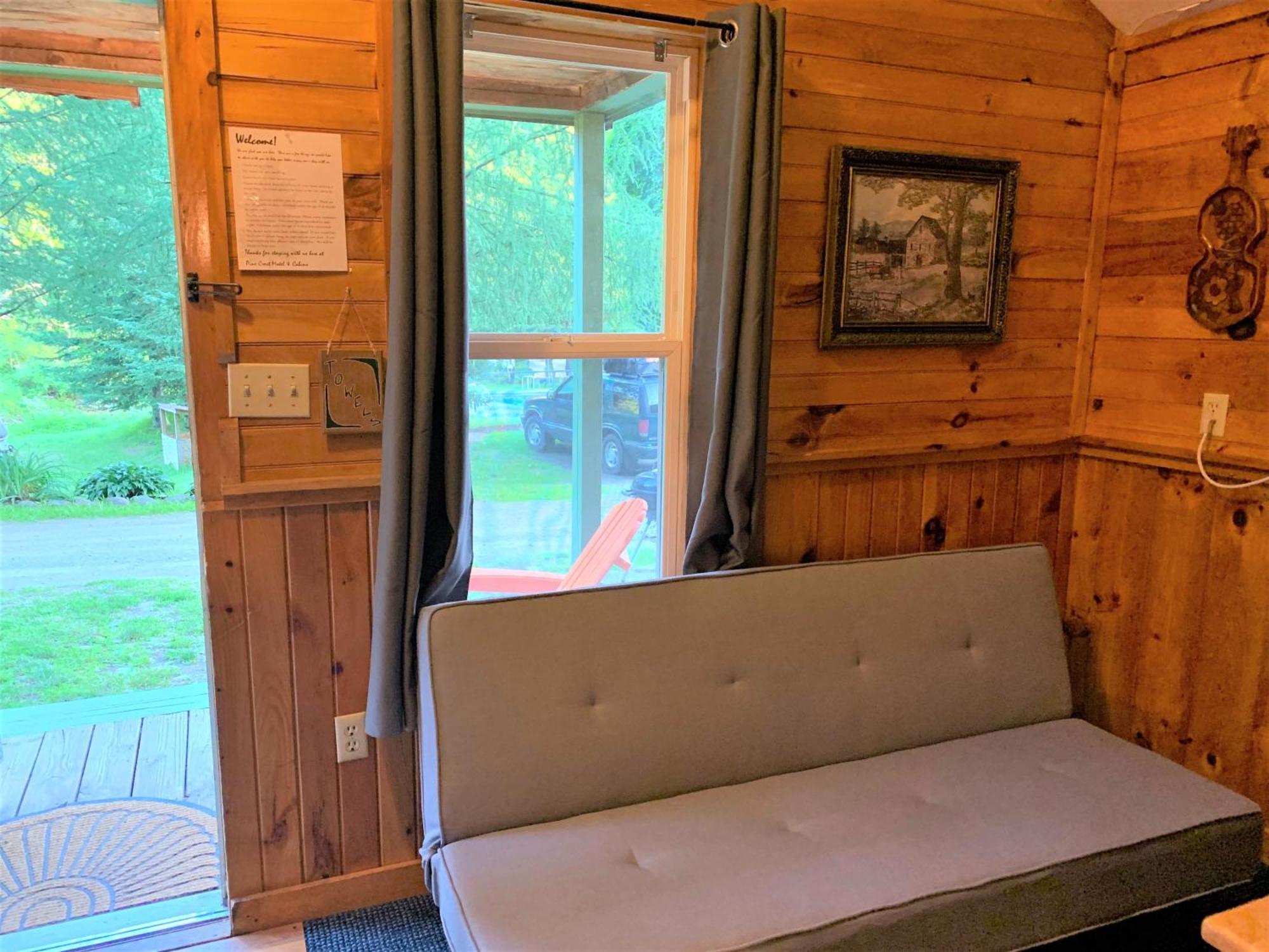 Pine Crest Motel & Cabins Barton Zimmer foto