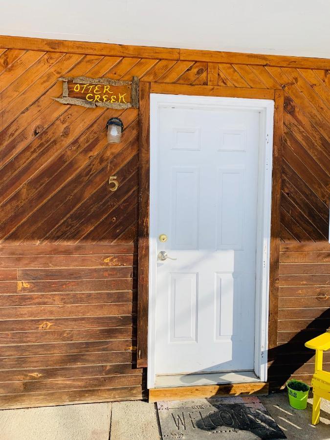 Pine Crest Motel & Cabins Barton Exterior foto